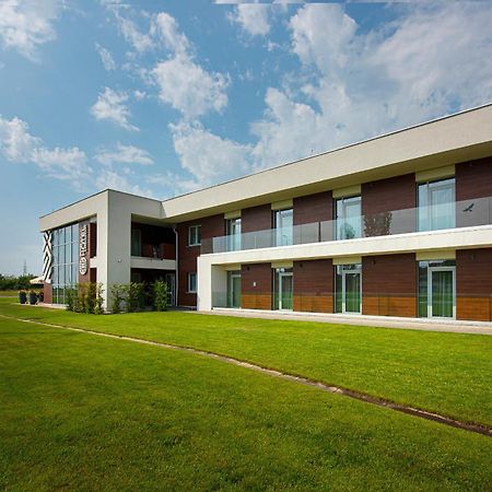Outlet Hotel Polgar Ngoại thất bức ảnh