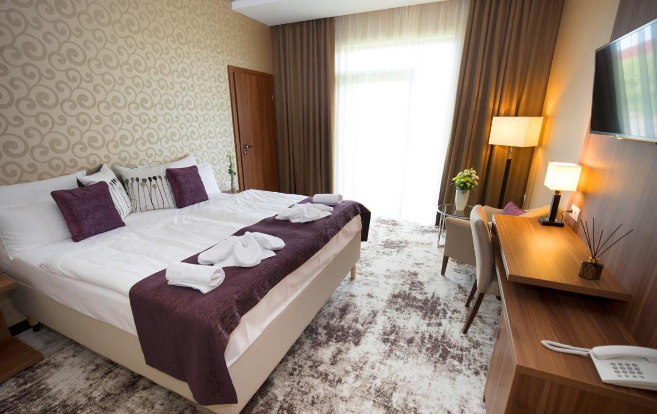Outlet Hotel Polgar Ngoại thất bức ảnh