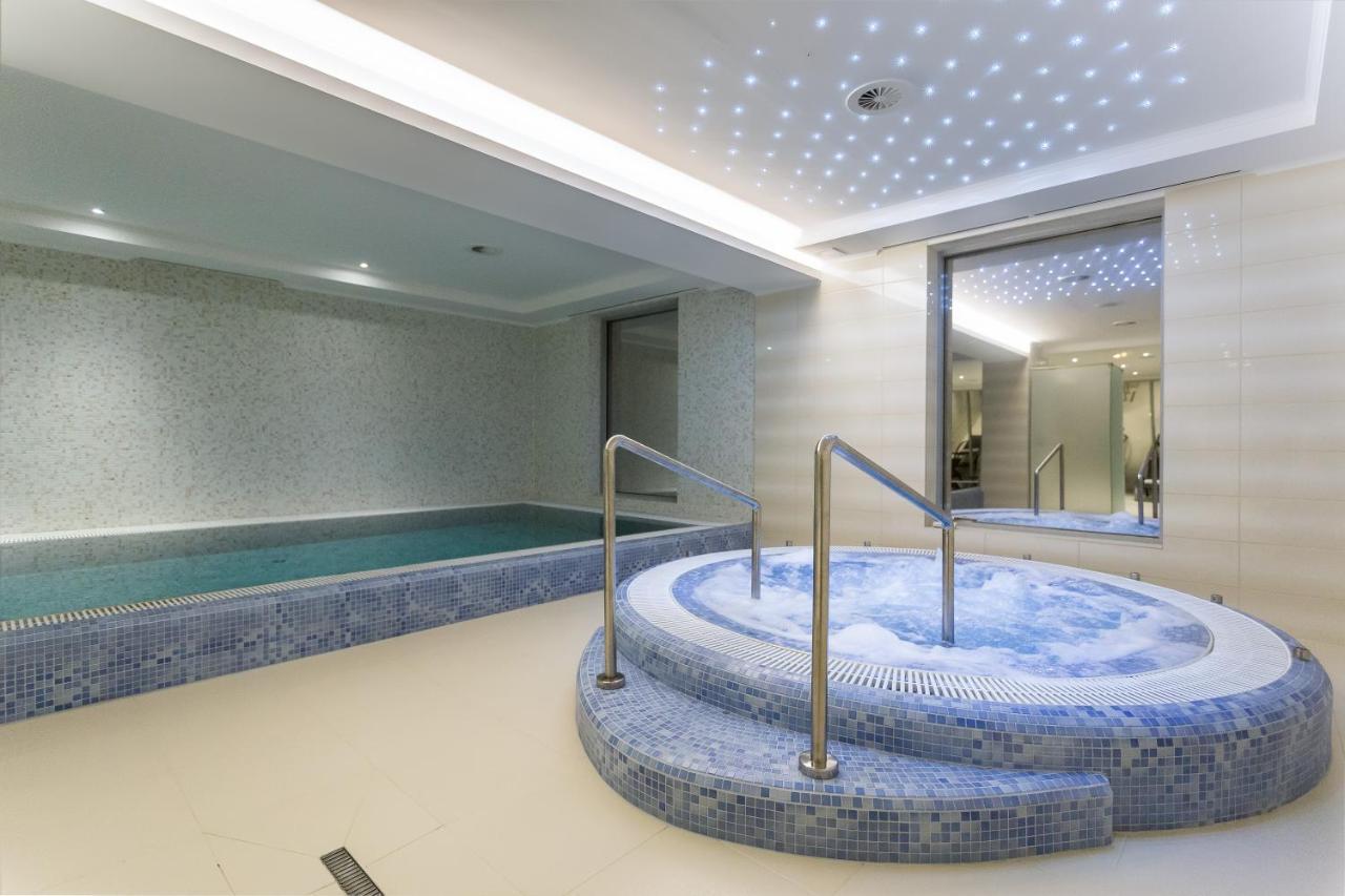 Outlet Hotel Polgar Ngoại thất bức ảnh